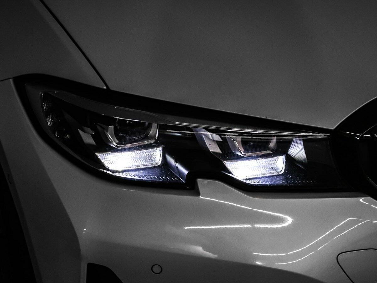 Купить BMW 3 серии 318d, 2019, 72 000 км, фото №13