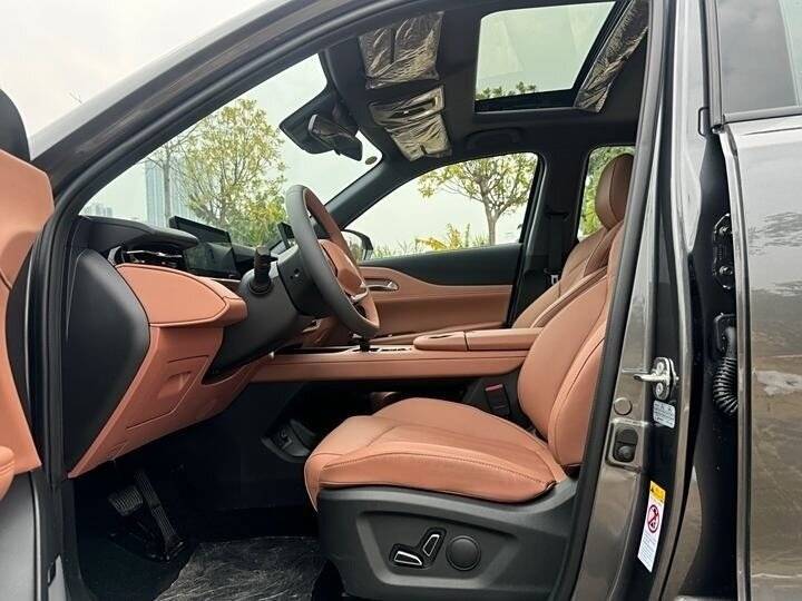 Купить Changan UNI-Z iDD, 2024, 2 000 км, фото №16