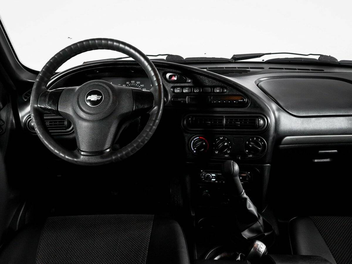 Купить Chevrolet Niva, 2010, 86 873 км, фото №12