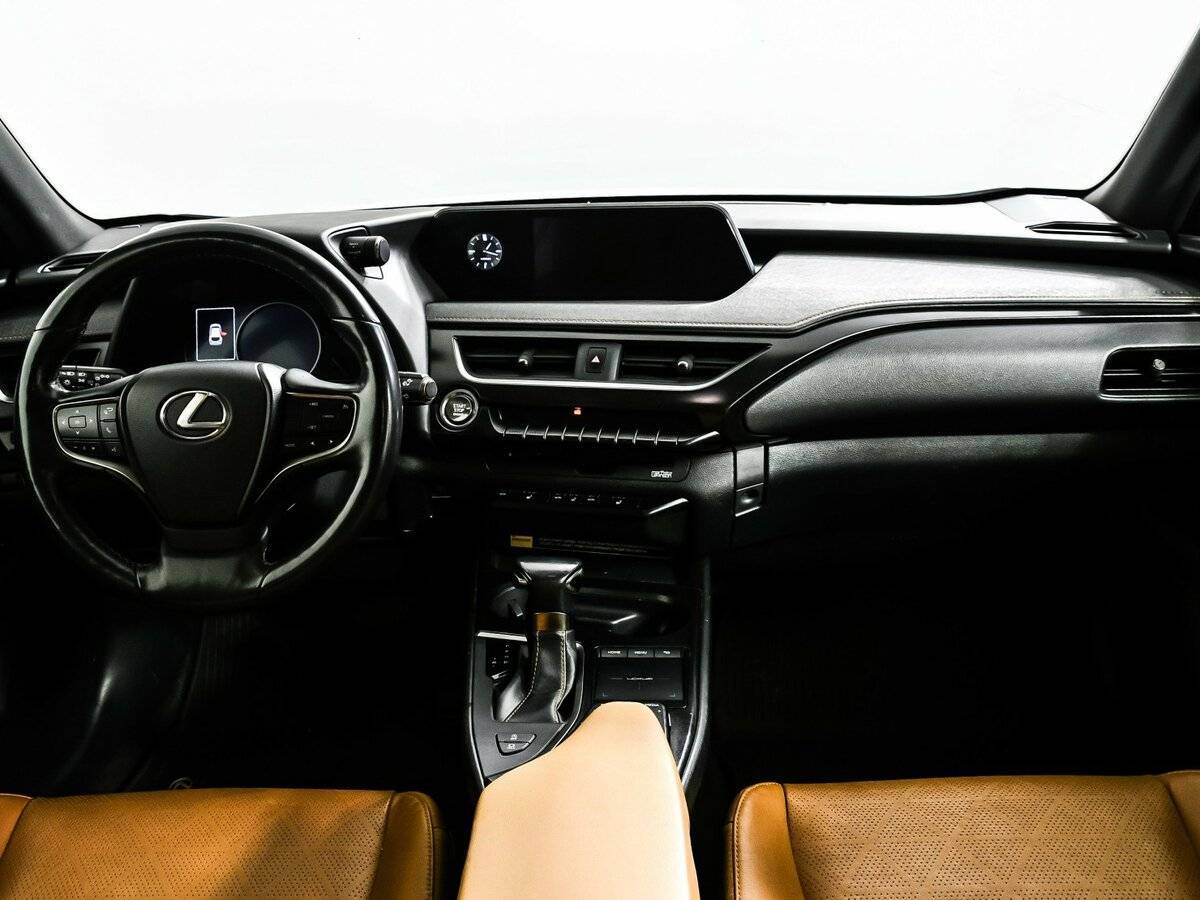 Купить Lexus UX 200, 2019, 84 000 км, фото №11