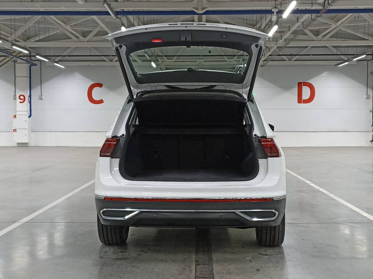 Купить Volkswagen Tiguan, 2022, 23 141 км, фото №10