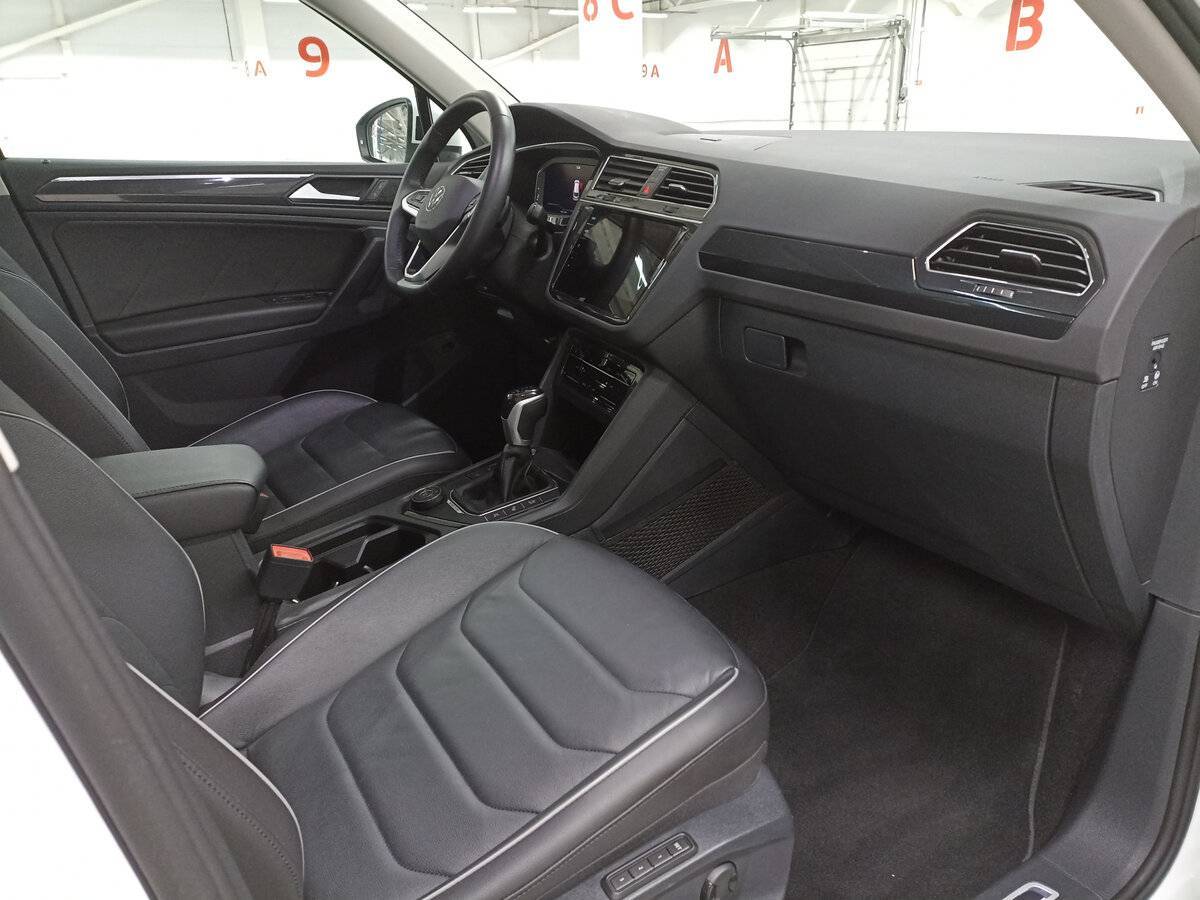 Купить Volkswagen Tiguan, 2022, 23 141 км, фото №11