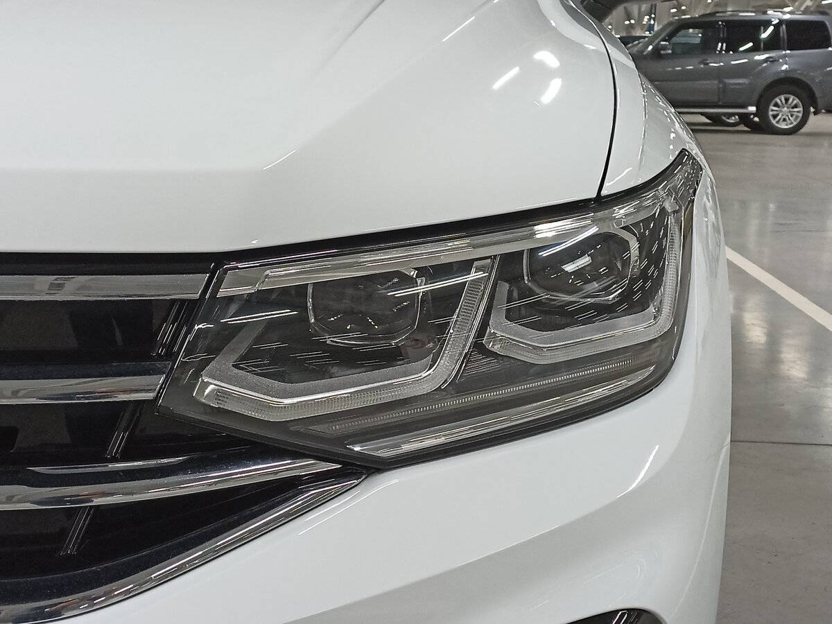 Купить Volkswagen Tiguan, 2022, 23 141 км, фото №17