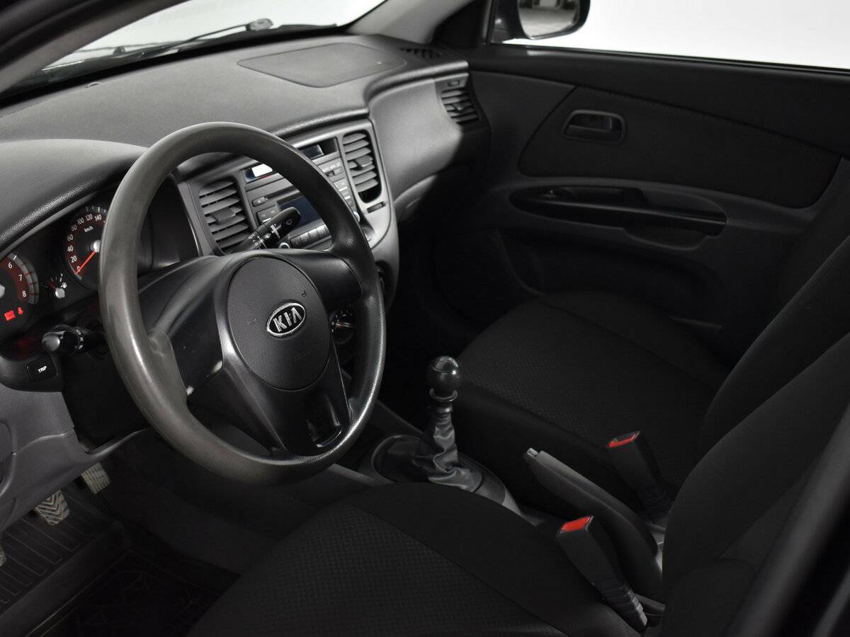 Купить Kia Rio, 2010, 234 032 км, фото №9