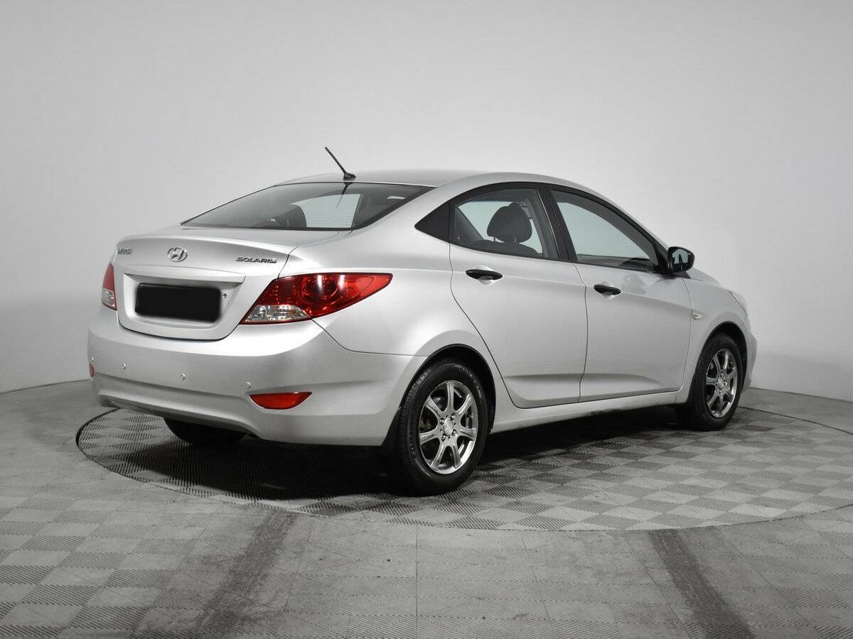 Купить Hyundai Solaris, 2011, 123 914 км, фото №5
