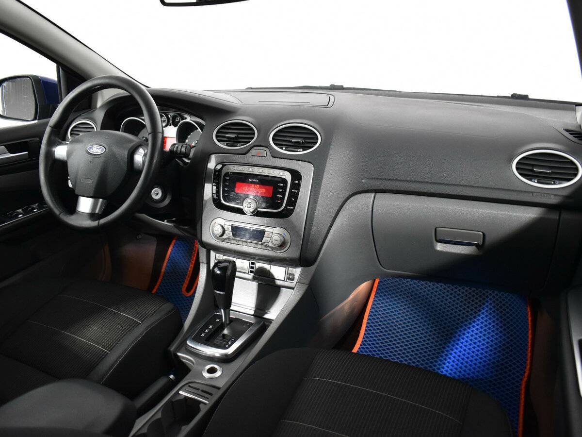 Купить Ford Focus, 2010, 225 295 км, фото №10