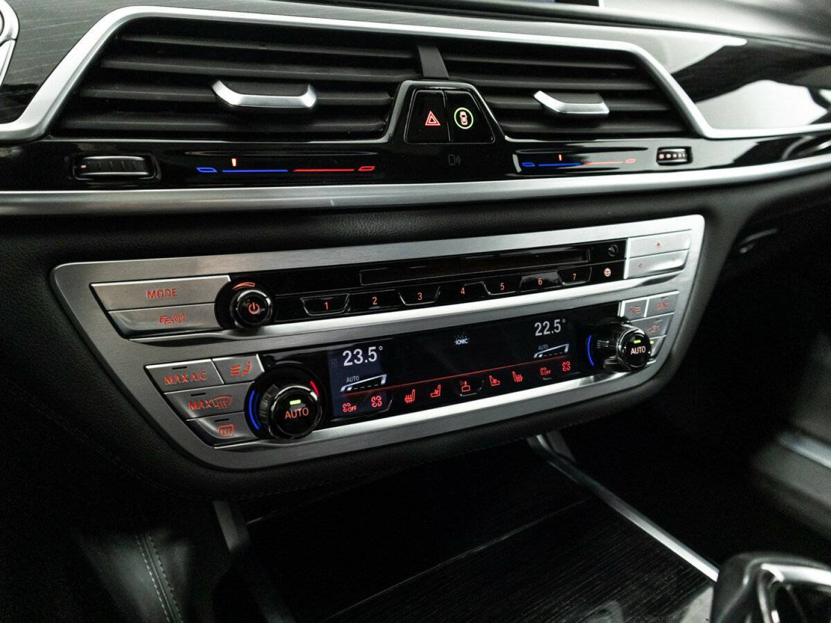 Купить BMW 7 серии Long 730Ld xDrive, 2016, 255 197 км, фото №25