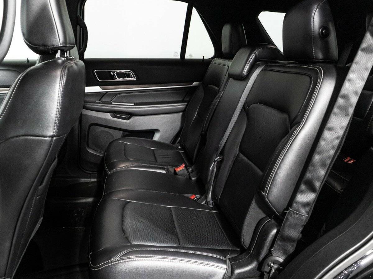 Купить Ford Explorer, 2018, 130 995 км, фото №10