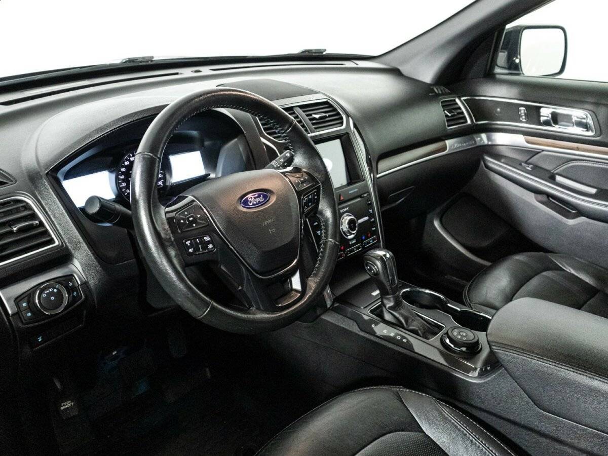 Купить Ford Explorer, 2018, 130 995 км, фото №11