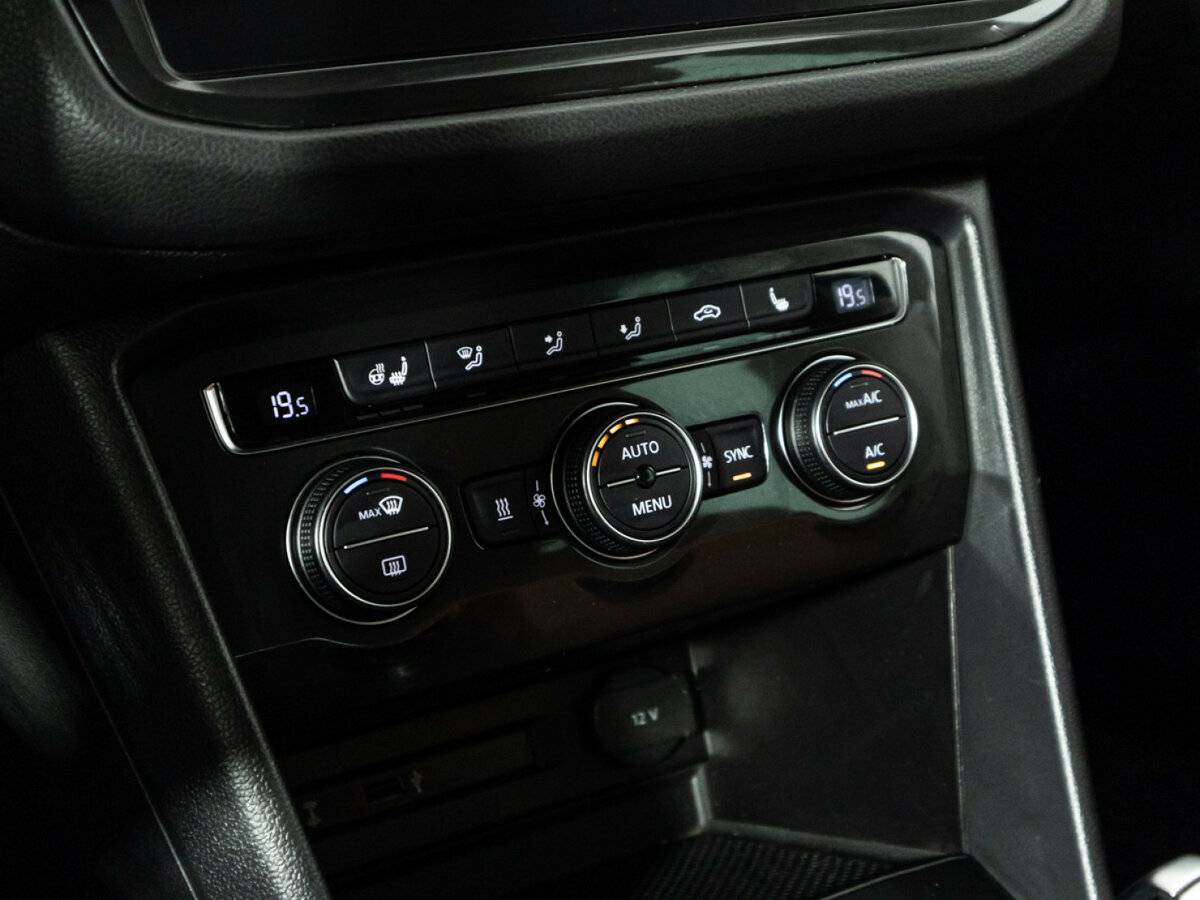 Купить Volkswagen Tiguan, 2017, 94 416 км, фото №22