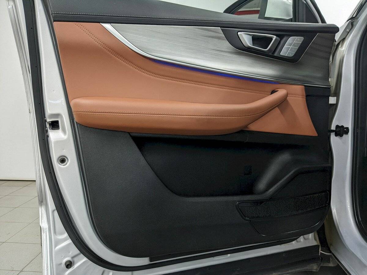 Купить Chery Tiggo 8 Pro e+, 2023, 21 564 км, фото №11