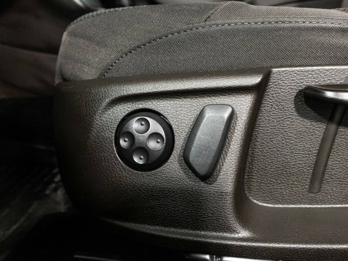 Купить Volkswagen Passat, 2011, 229 885 км, фото №16