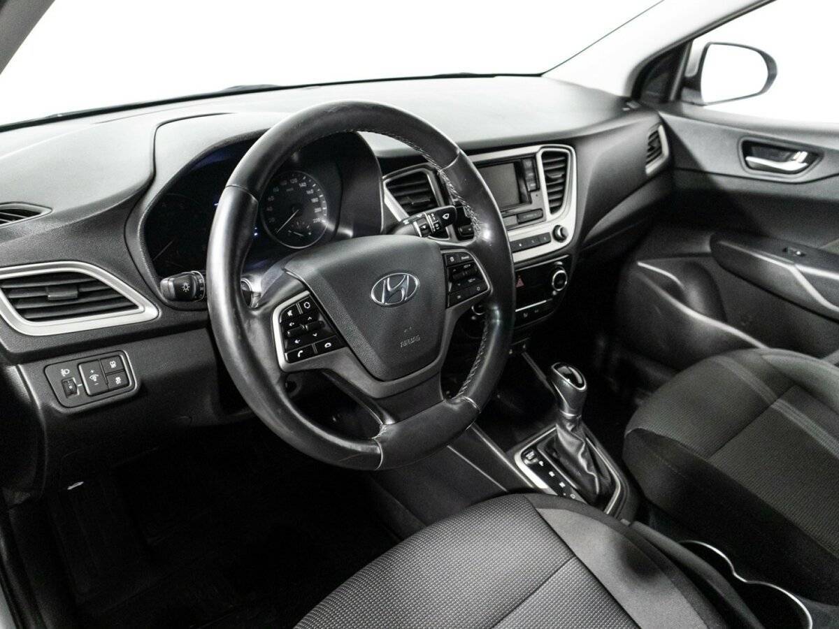 Купить Hyundai Solaris, 2019, 130 736 км, фото №11