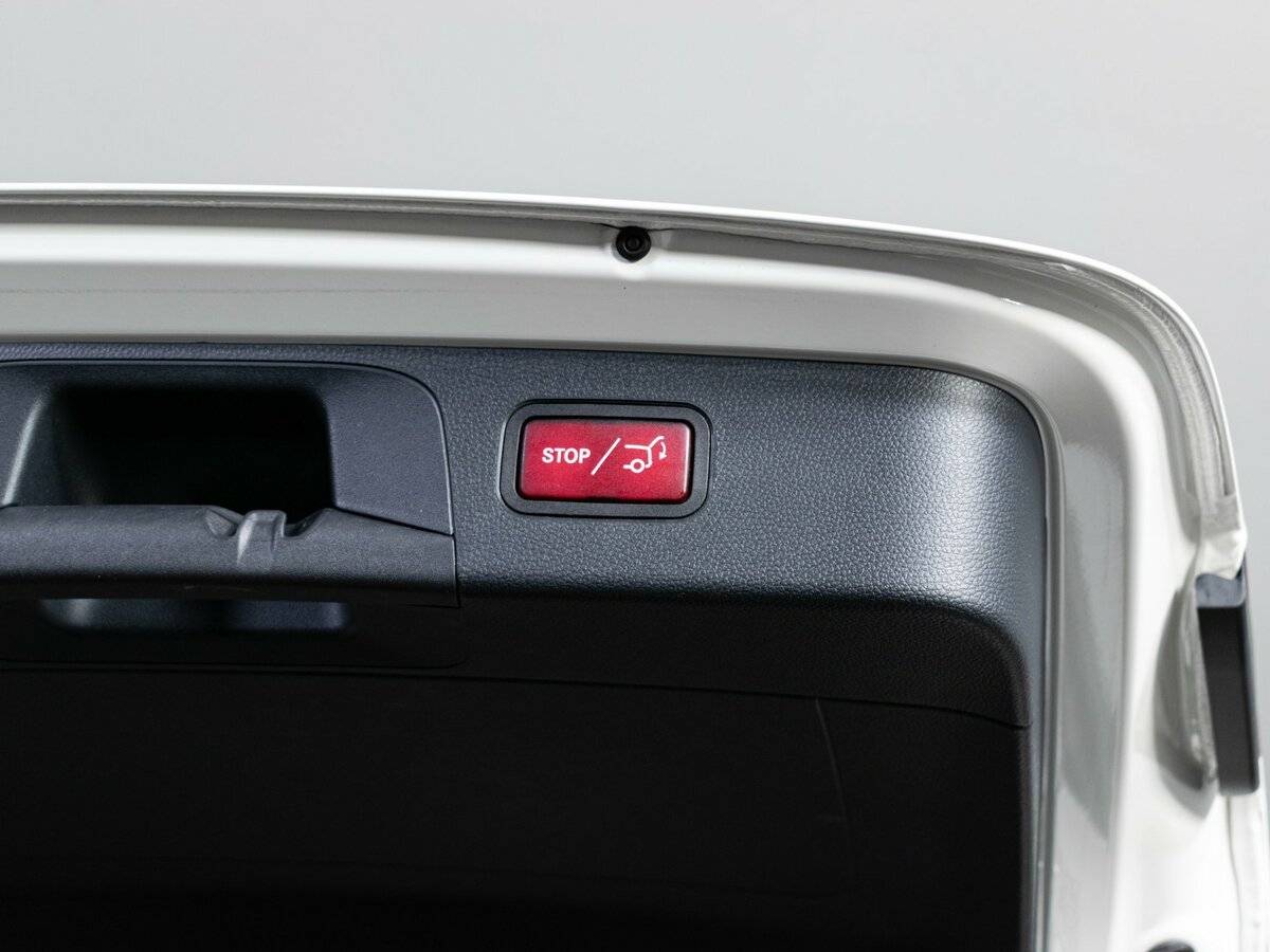 Купить Mercedes-Benz GLC 220 d, 2019, 43 000 км, фото №10