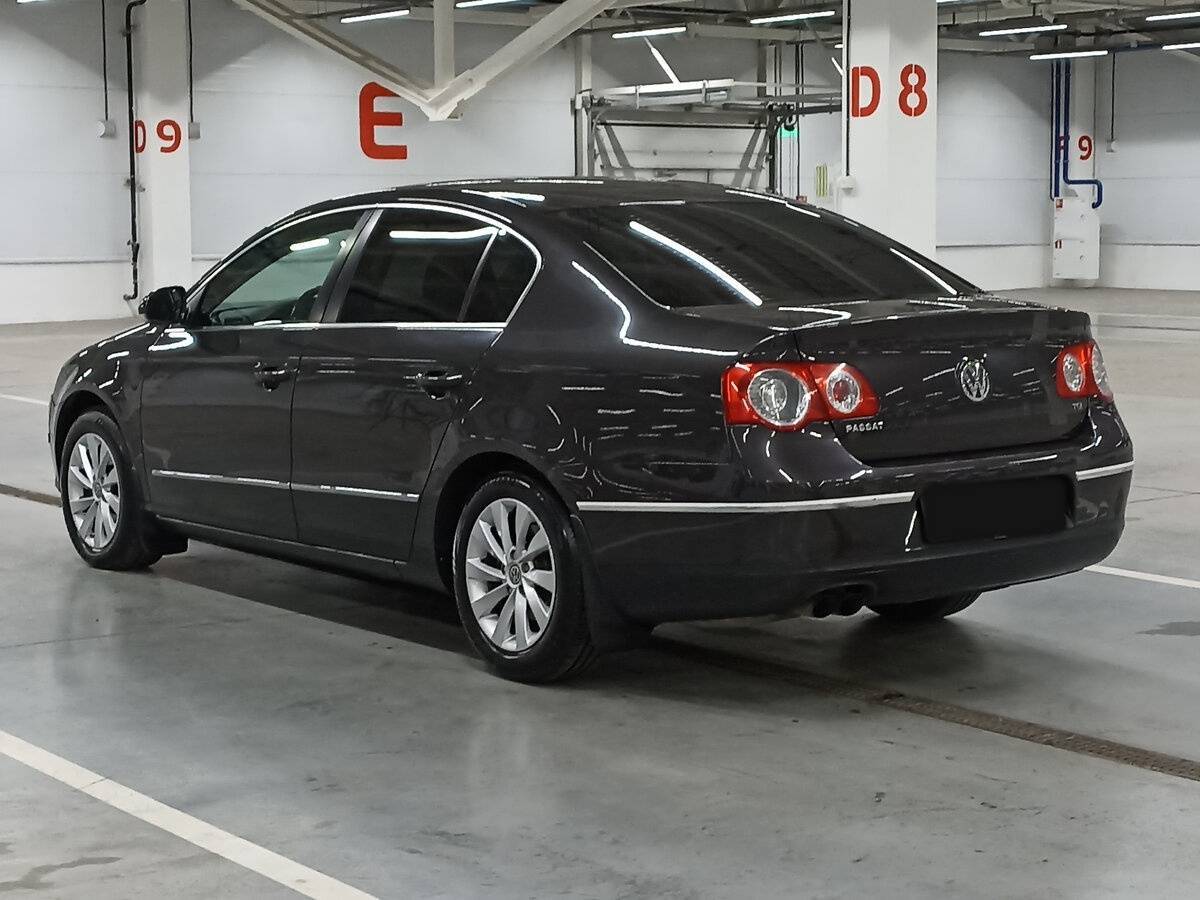 Купить Volkswagen Passat, 2010, 150 956 км, фото №7
