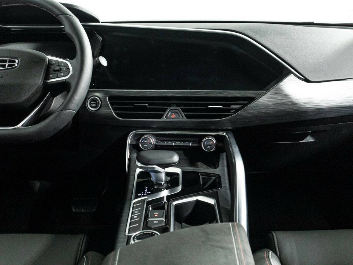 Купить Geely Tugella, 2024, 5 140 км, фото №14