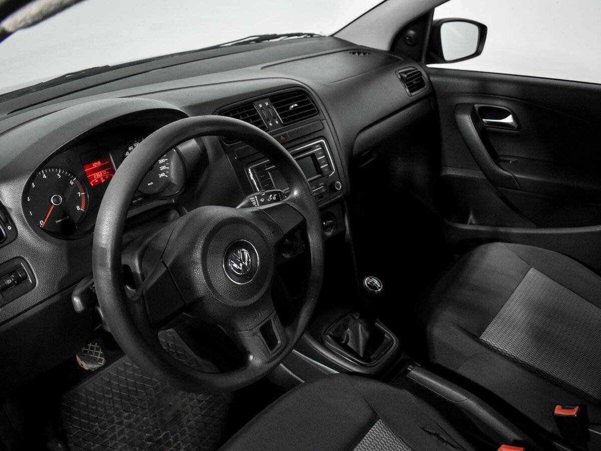 Купить Volkswagen Polo, 2010, 236 790 км, фото №9