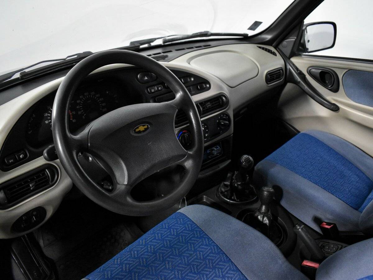 Купить Chevrolet Niva, 2005, 128 000 км, фото №9