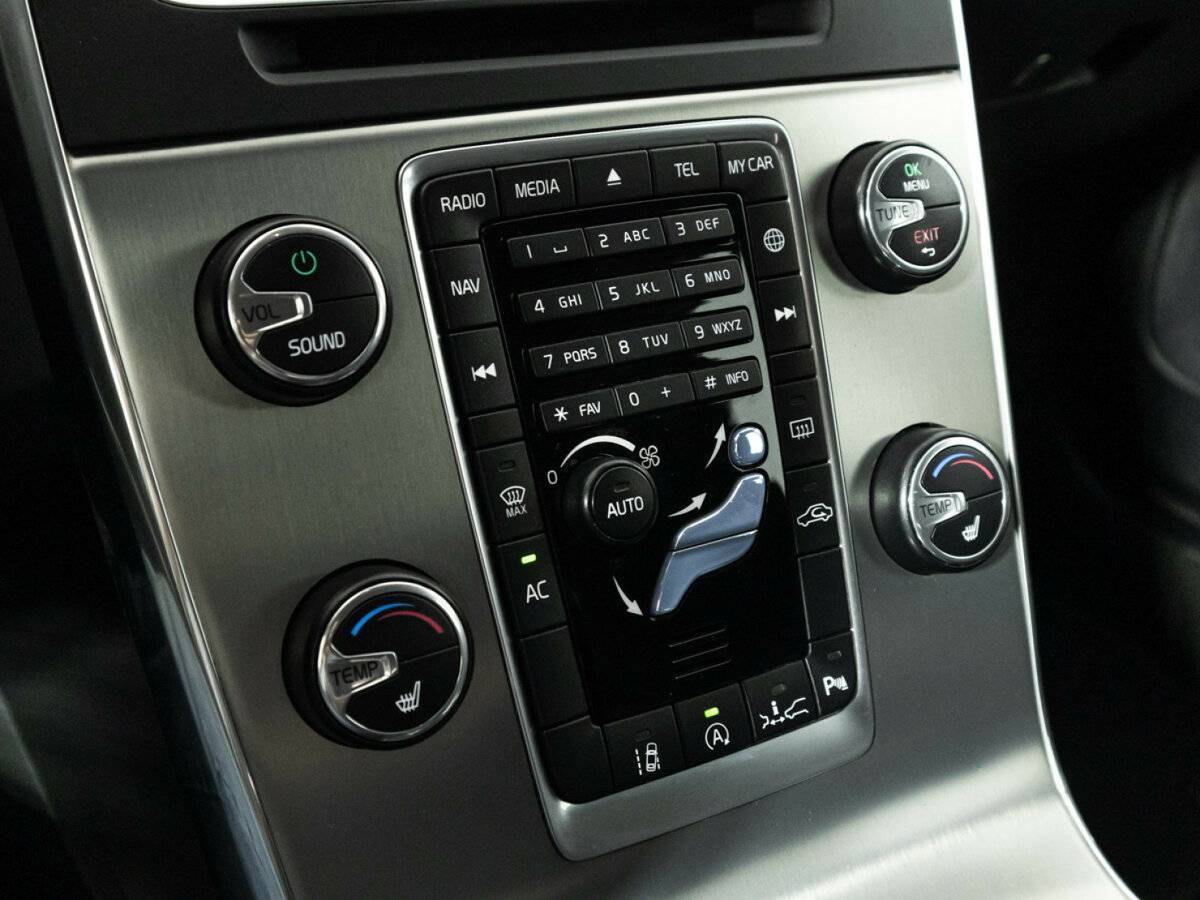 Купить Volvo V60 Cross Country, 2018, 218 570 км, фото №18