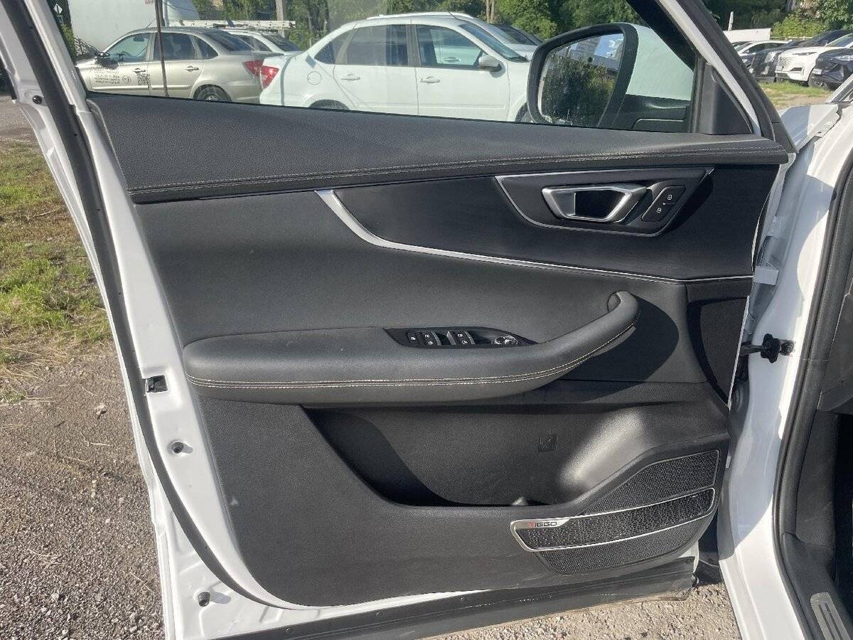 Купить Chery Tiggo 8, 2023, 55 497 км, фото №9