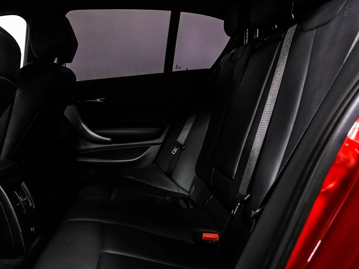 Купить BMW 1 серии 118i, 2018, 89 400 км, фото №13