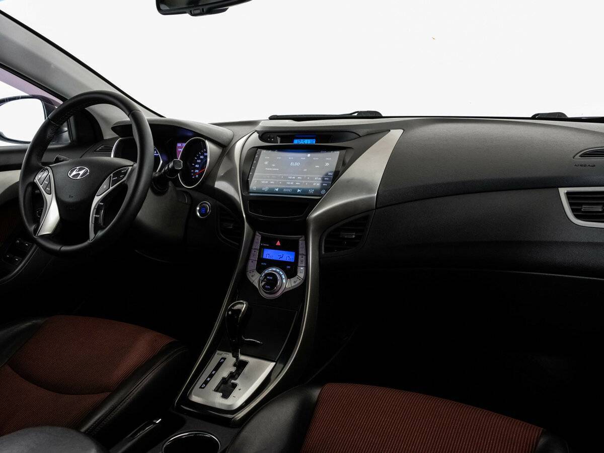 Купить Hyundai Elantra, 2011, 170 000 км, фото №7
