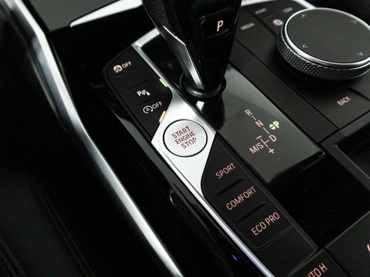 Купить BMW 3 серии 318i, 2020, 40 415 км, фото №19