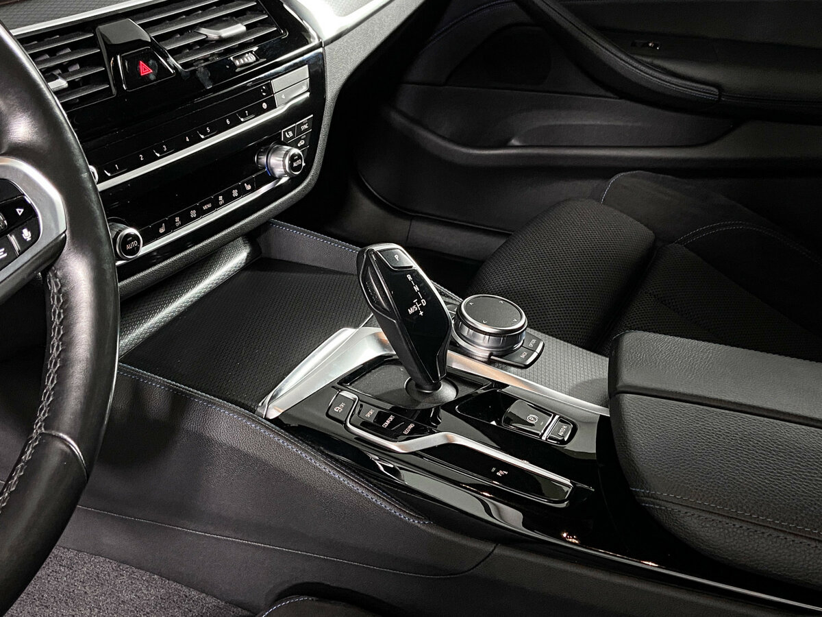 Купить BMW 5 серии 520d xDrive VII (G30/G31) Рестайлинг, 2021, 57 246 км, фото №11