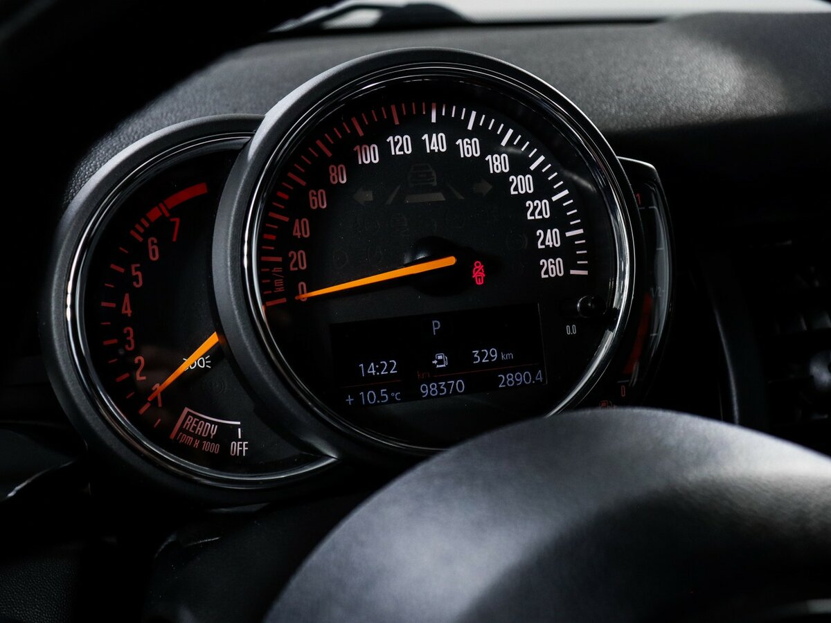 Купить Mini Hatch Cooper III (F55/F56) Рестайлинг, 2018, 98 367 км, фото №9