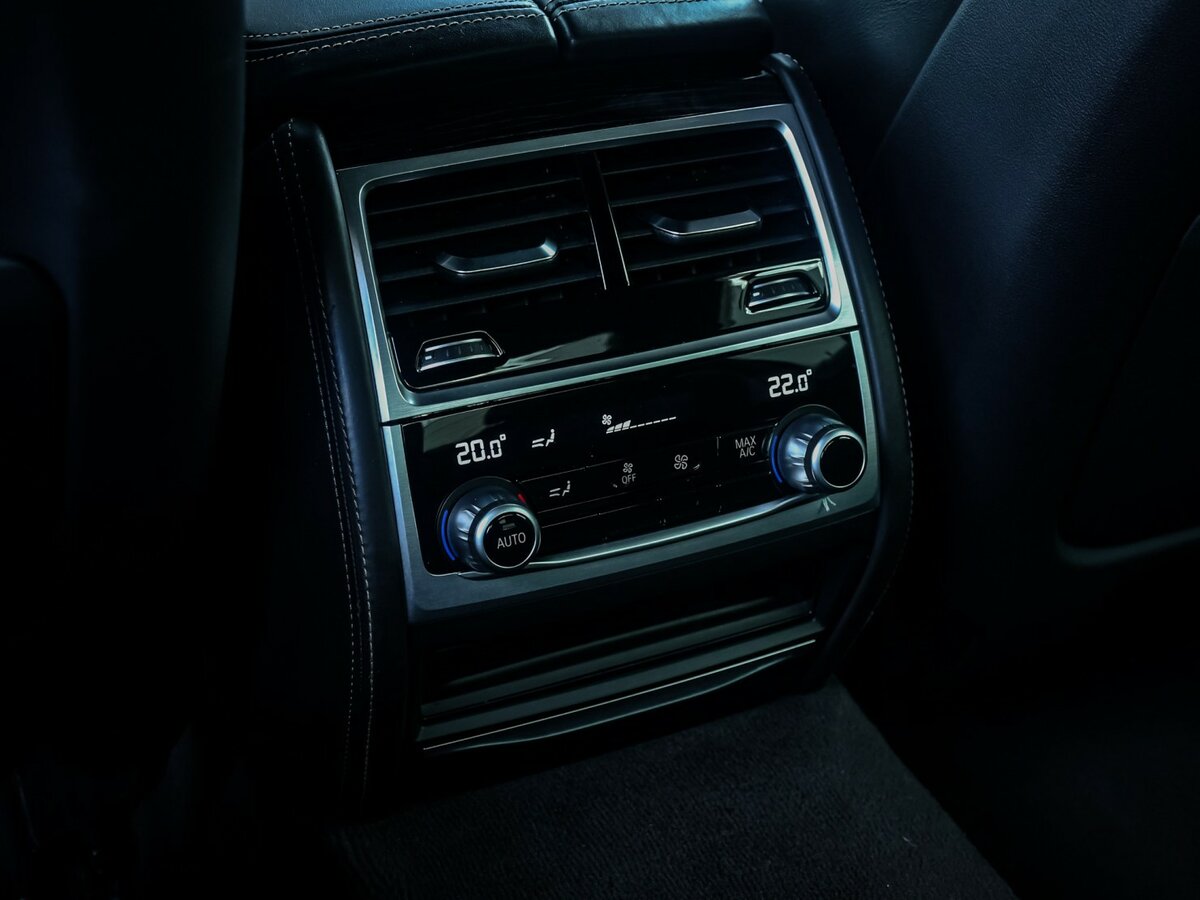 Купить BMW 7 серии 730d xDrive VI (G11/G12) Рестайлинг, 2020, 90 858 км, фото №15