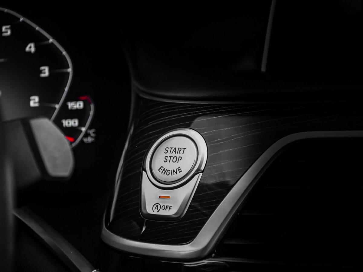 Купить BMW 7 серии 730d xDrive VI (G11/G12) Рестайлинг, 2020, 90 858 км, фото №35