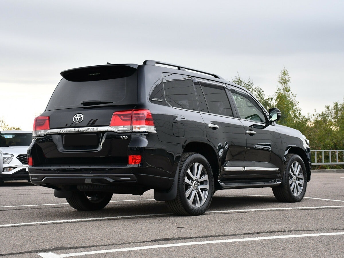 Купить Toyota Land Cruiser 200 Series Рестайлинг 2, 2017, 56 260 км, фото №5