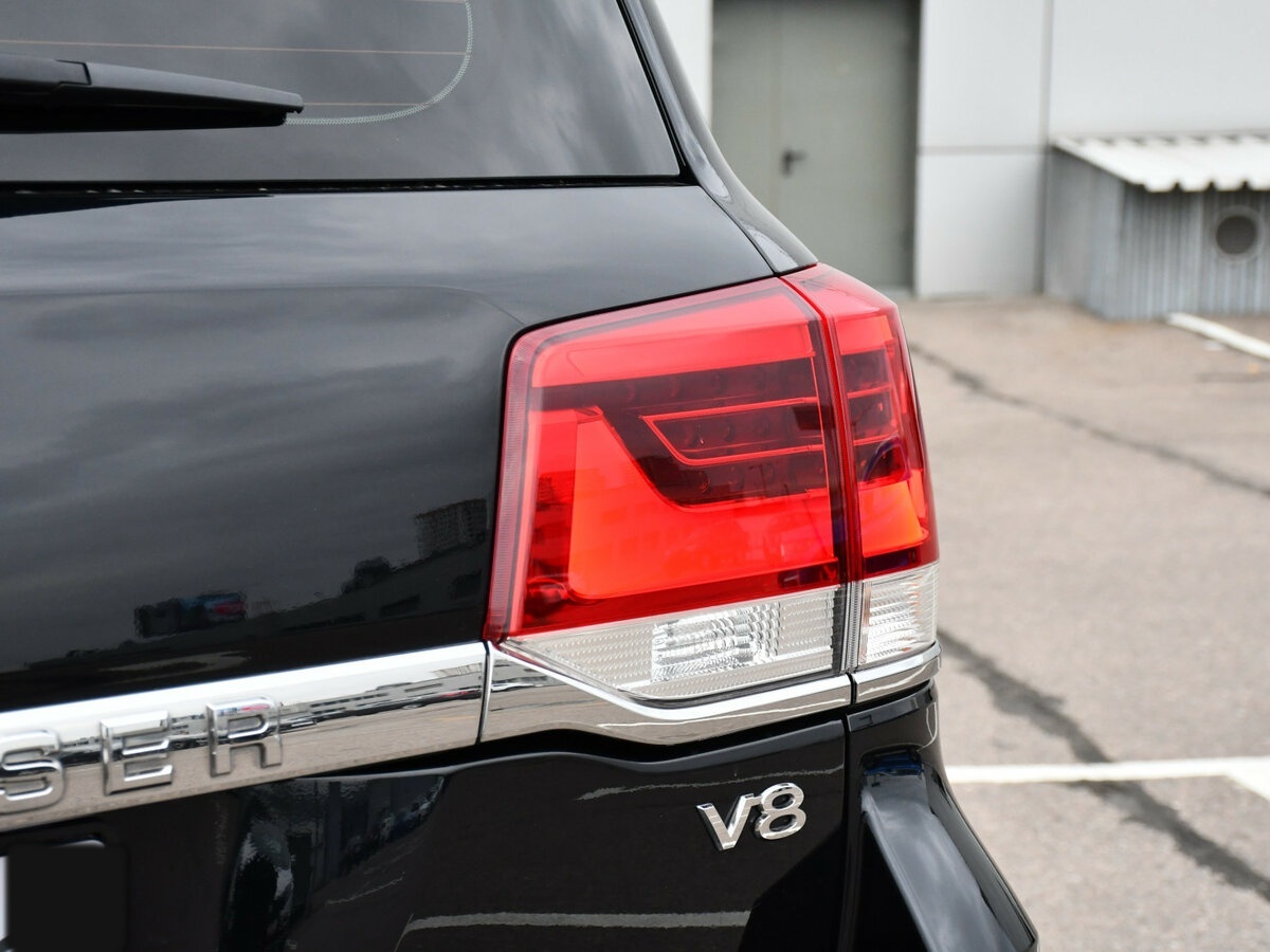 Купить Toyota Land Cruiser 200 Series Рестайлинг 2, 2017, 56 260 км, фото №33