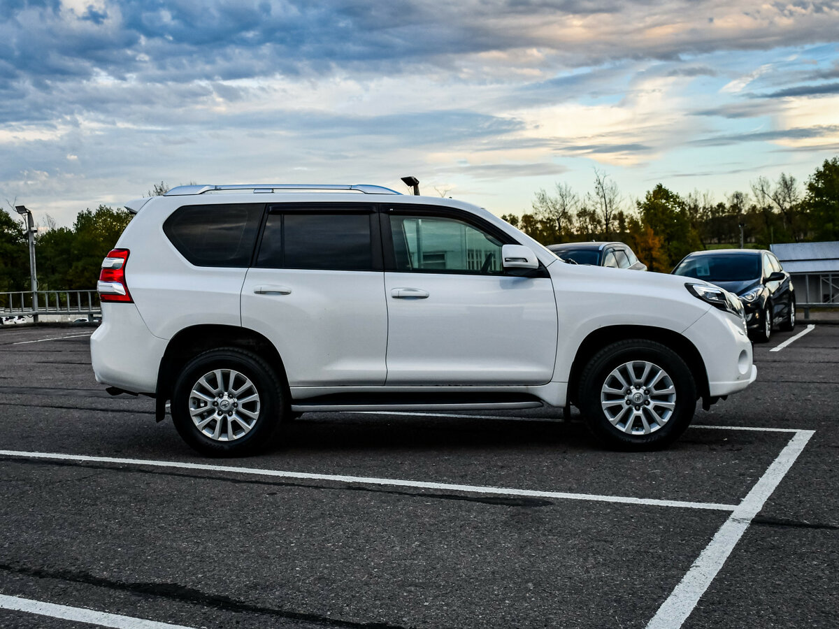 Купить Toyota Land Cruiser Prado 150 Series Рестайлинг 1, 2014, 251 775 км, фото №4