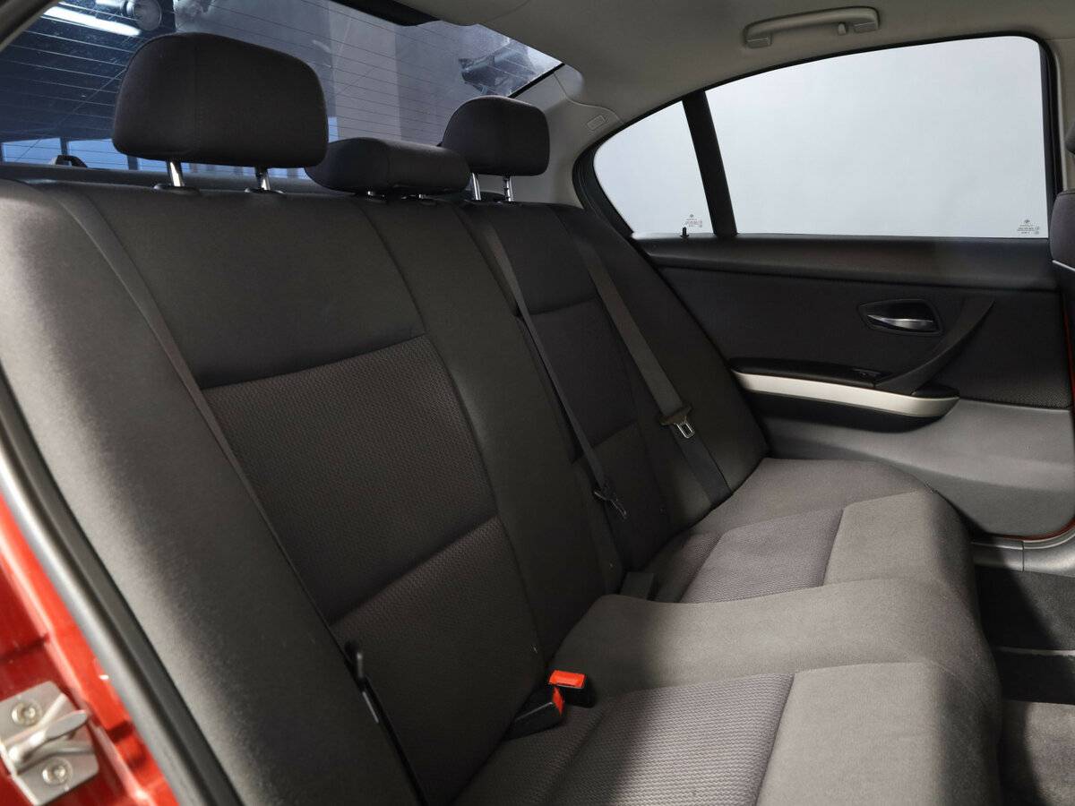 Купить BMW 3 серии 318i V (E90/E91/E92/E93) Рестайлинг, 2011, 195 850 км, фото №10