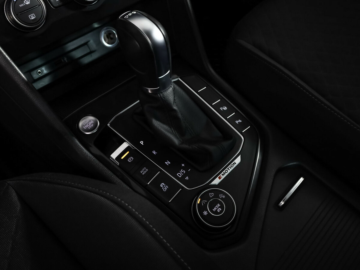 Купить Volkswagen Tiguan II, 2017, 184 995 км, фото №17
