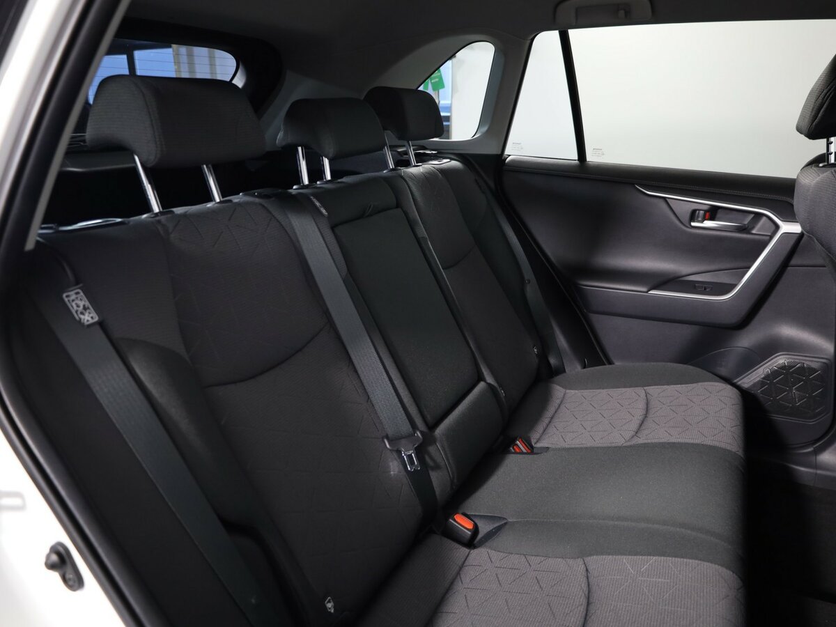 Купить Toyota RAV4 V (XA50), 2019, 109 626 км, фото №13