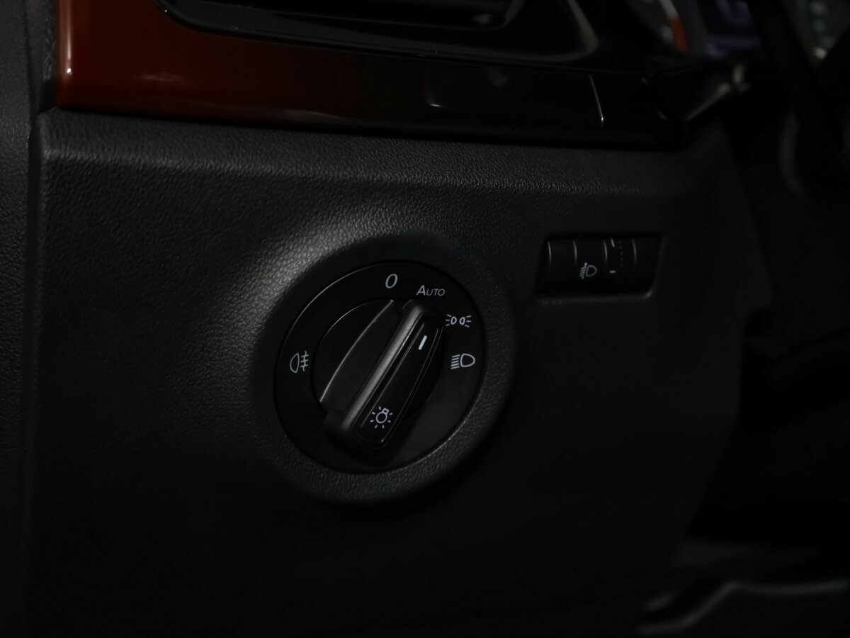 Купить Volkswagen Polo VI, 2021, 107 504 км, фото №13