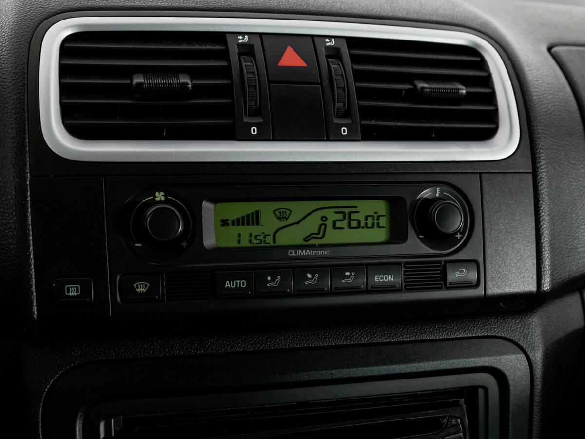 Купить Skoda Fabia II, 2010, 221 631 км, фото №12