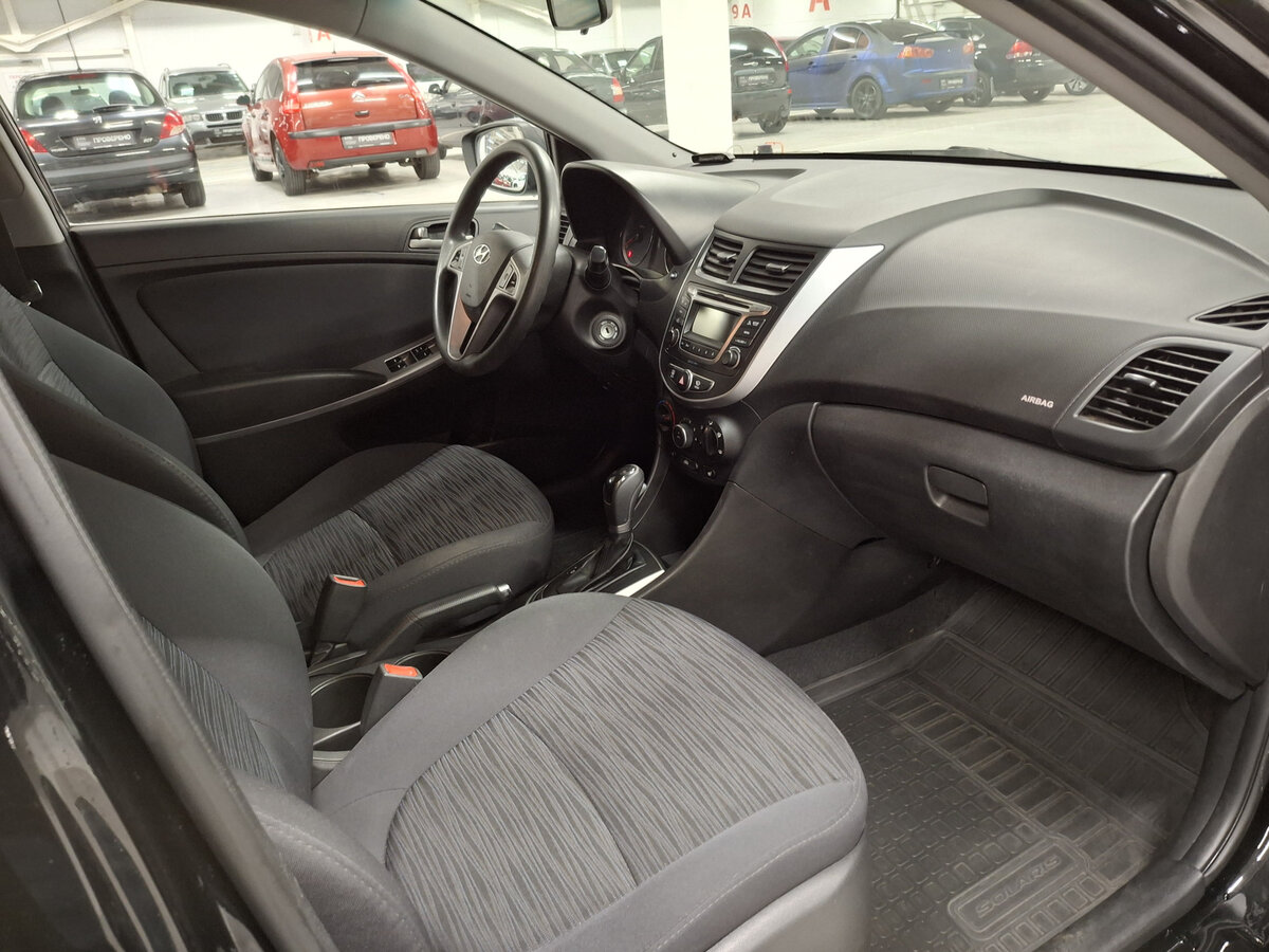 Купить Hyundai Solaris I Рестайлинг, 2015, 98 403 км, фото №11