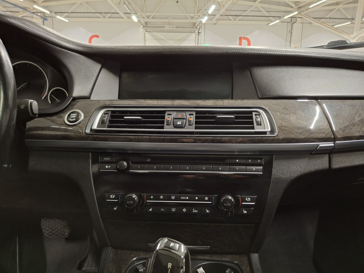 Купить BMW 7 серии Long 750Li xDrive V (F01/F02/F04), 2012, 294 616 км, фото №15