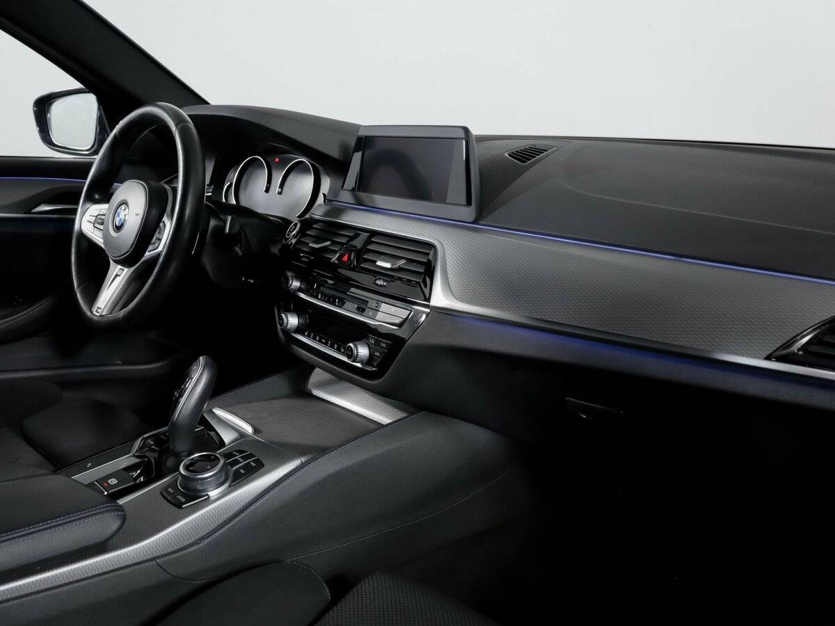 Купить BMW 5 серии 520d xDrive VII (G30/G31), 2018, 49 685 км, фото №9