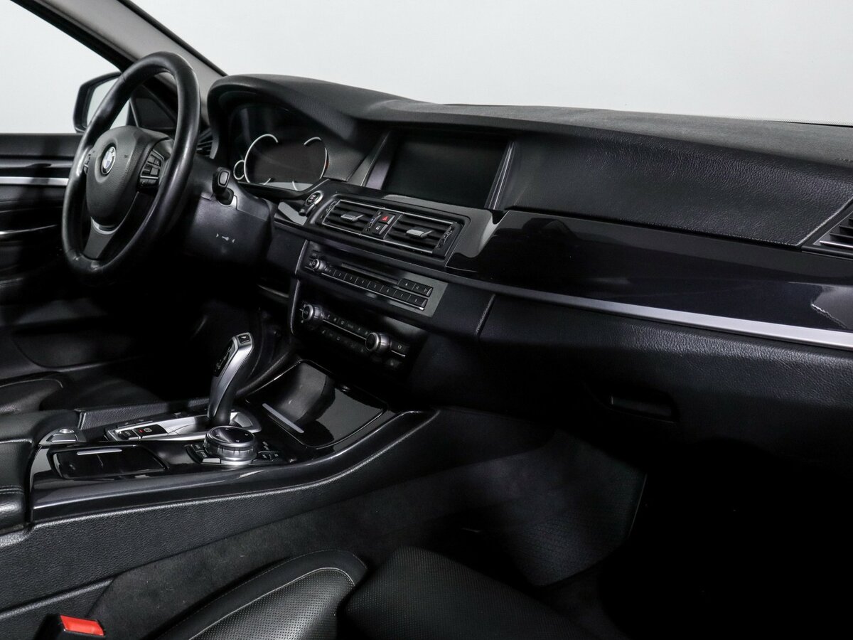 Купить BMW 5 серии 528i xDrive VI (F10/F11/F07) Рестайлинг, 2014, 229 144 км, фото №9