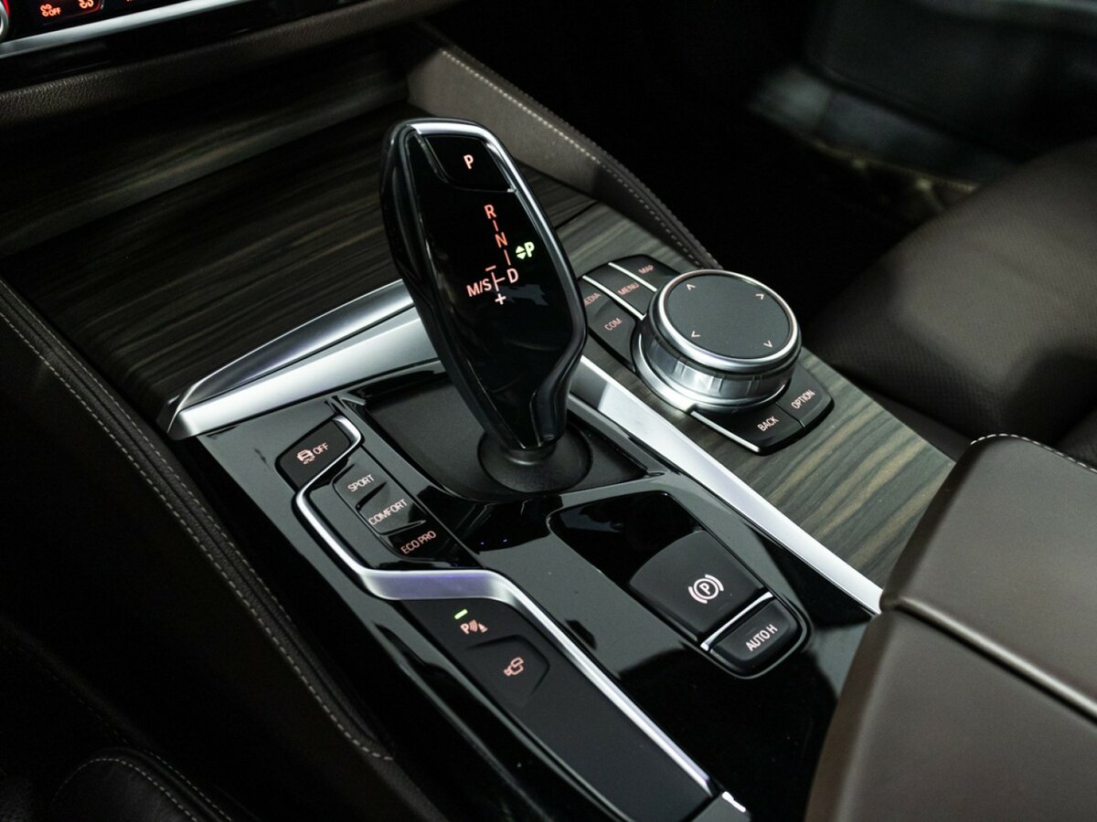 Купить BMW 5 серии 520d VII (G30/G31), 2019, 140 857 км, фото №20