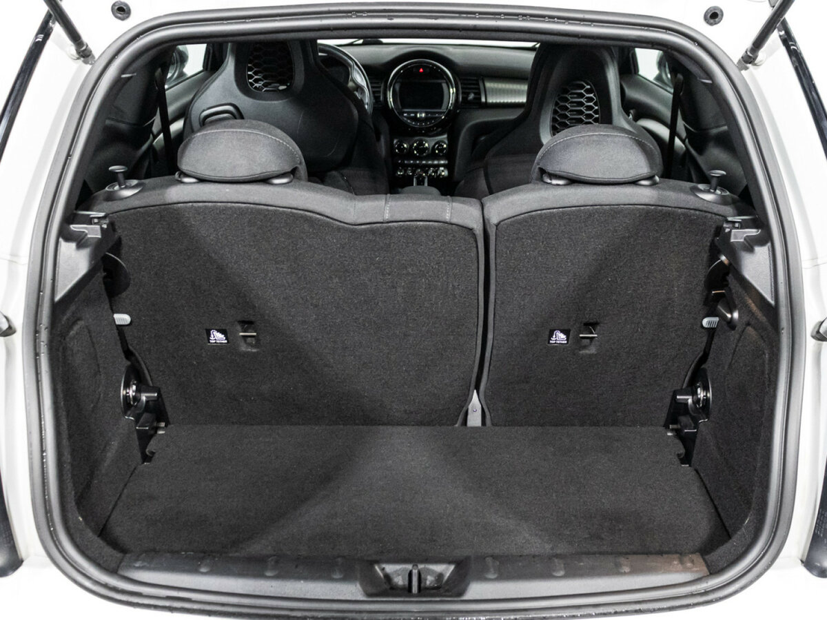 Купить Mini Hatch JCW III (F55/F56) Рестайлинг, 2020, 85 838 км, фото №14
