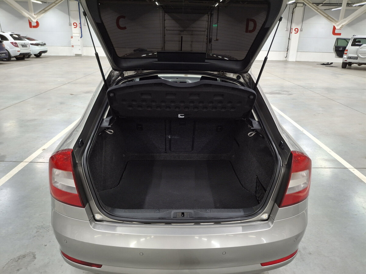 Купить Skoda Octavia II (A5) Рестайлинг, 2011, 185 729 км, фото №10