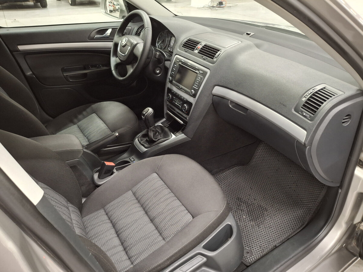 Купить Skoda Octavia II (A5) Рестайлинг, 2011, 185 729 км, фото №11