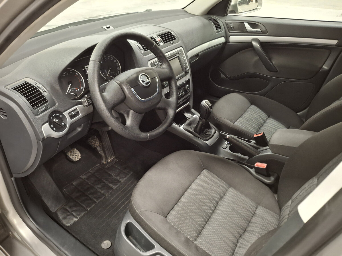 Купить Skoda Octavia II (A5) Рестайлинг, 2011, 185 729 км, фото №16