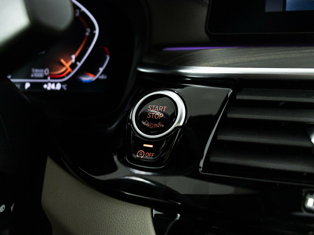 Купить BMW 5 серии 530d xDrive VII (G30/G31), 2019, 98 200 км, фото №21