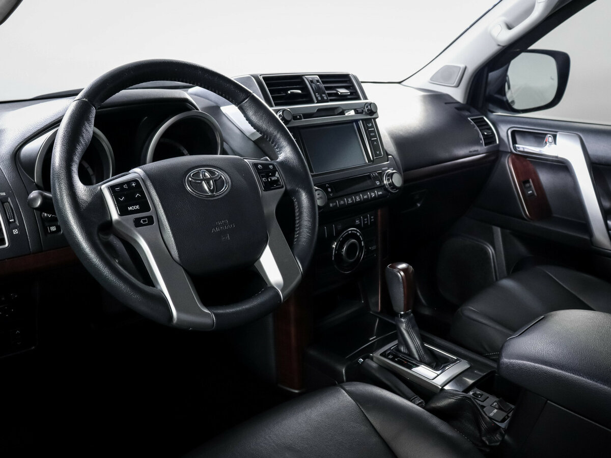 Купить Toyota Land Cruiser Prado 6-speed 150 Series Рестайлинг 1, 2015, 73 000 км, фото №10